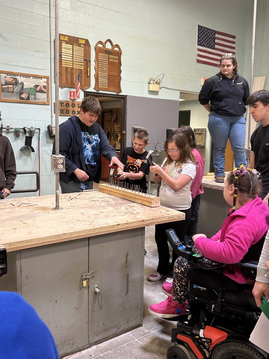 Sekuhl's tweet photo. Elk Lake students getting Career Ready at Susquehanna CTC! #CareerReadyPA #RemakeDaysNEPA https://t.co/sTsCebJDoJ