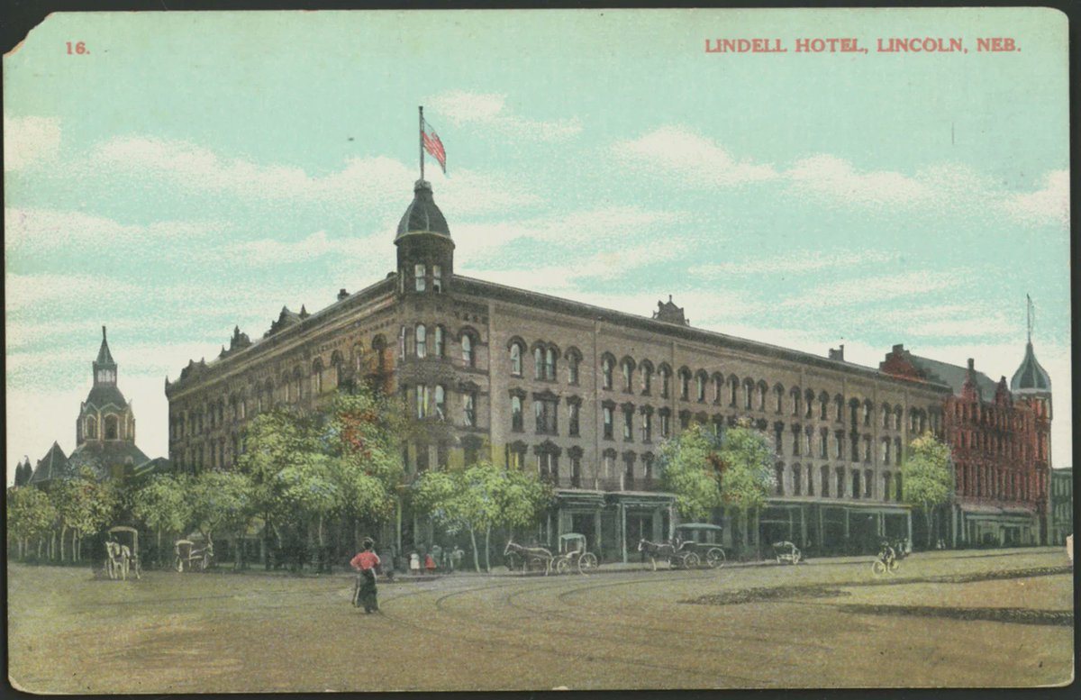 L_Aurelian214's tweet photo. Lincoln, Nebraska, the state capital that went from a few wood shacks on a prairie to building a 400-foot-tall epic tower of limestone (not glass) in six decades. No interstate or highway system was required! https://t.co/ya7hHo6240