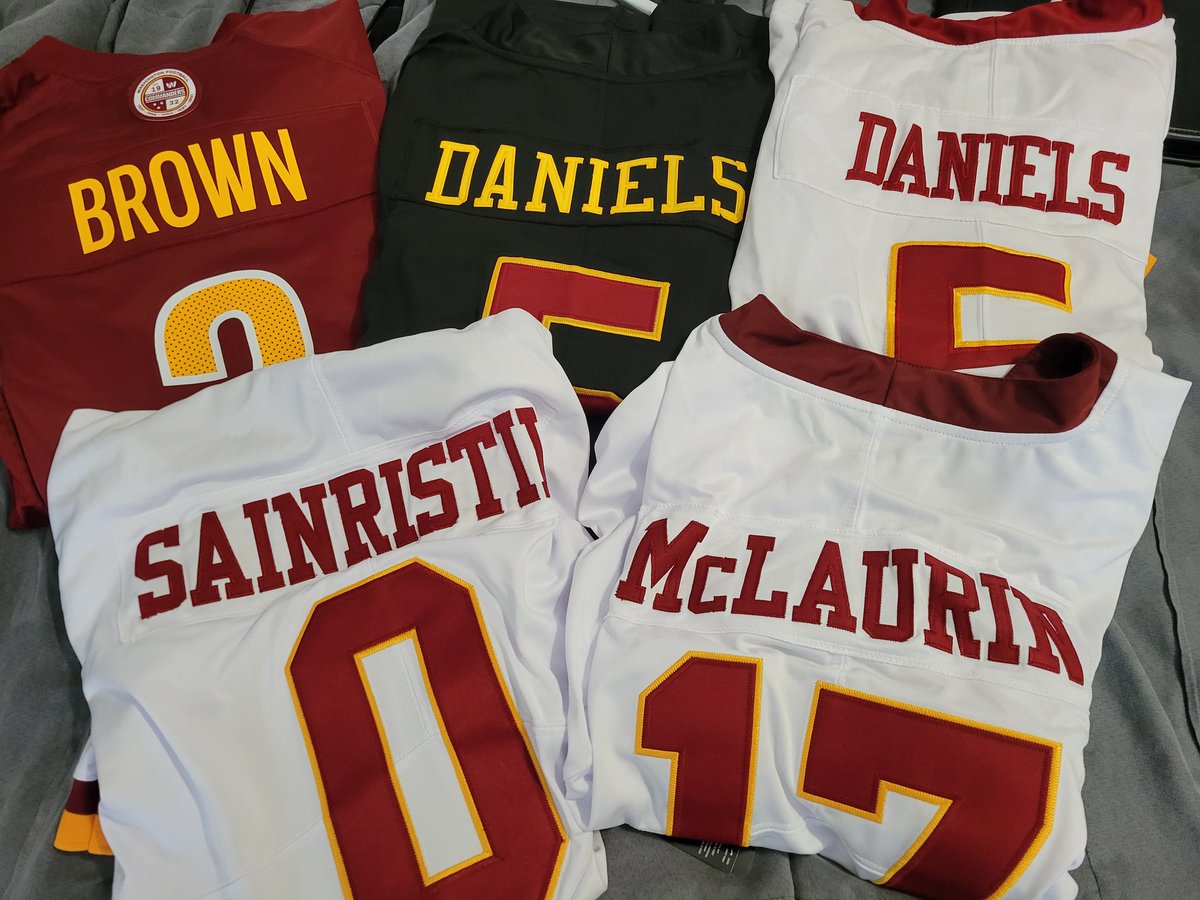 superozman's tweet photo. @HogfarmerChris I have a few 😉.  It helps incorporating the past with the present :)  actually glad you responded, just got an idea  DM incoming.

#raisehail    #httr #thelogo #bringbackthelogo https://t.co/AN9jOP7OdW