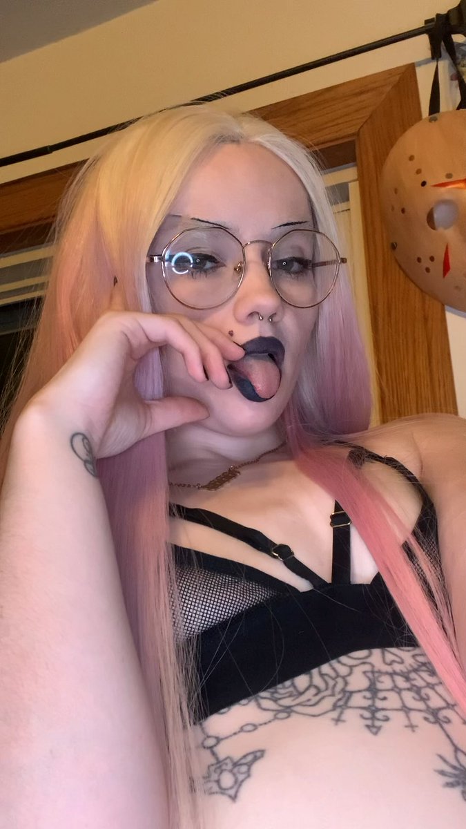 🕷🕸 𝔰𝔭𝔬𝔬𝔨𝔶𝔟𝔞𝔯𝔟𝔦𝔢𝔤𝔯𝔩 🕸🕷 TOP 3% tweet media