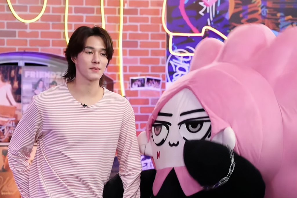 𝐏𝐥𝐨𝐲 ツ ✦ WU📿✨ tweet media