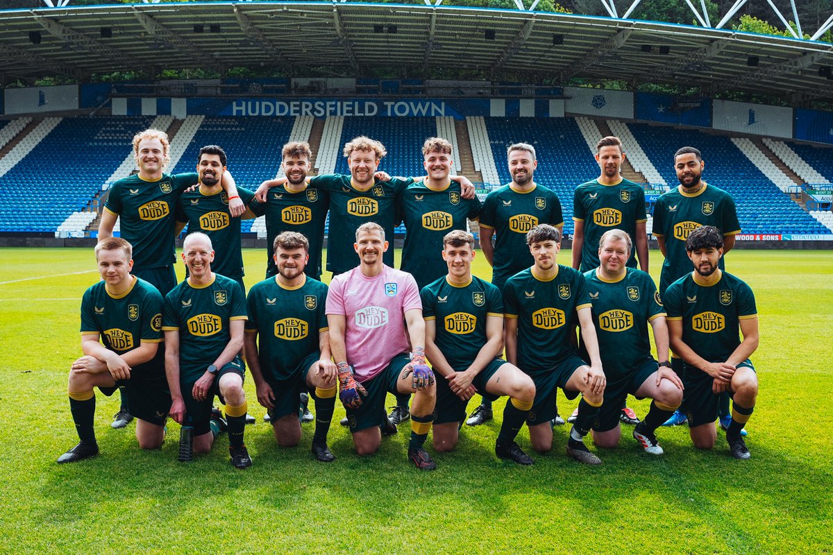 Huddersfield Town tweet media
