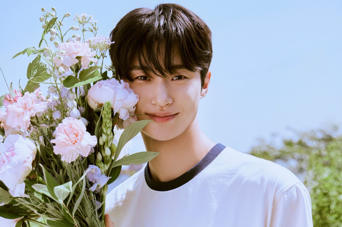 Mdudal's tweet photo. 우석아 데뷔 10주년 축하해~🎉🎂💙

#변우석 #ByeonWooSeok 
#ByeonWooSeok_10TH_ANNIVERSARY https://t.co/ylaBfLc3zh