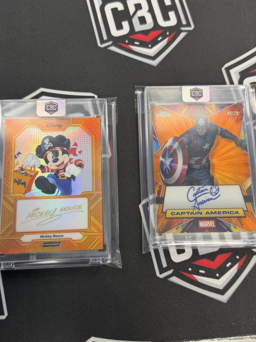 MrCBCollections's tweet photo. Am I in too deep? Haha the degen in me can’t help it 🔥🔥🔥🔥 #Disney #Marvel #MickeyMouse #CaptainAmerica https://t.co/zQTe8coVbq