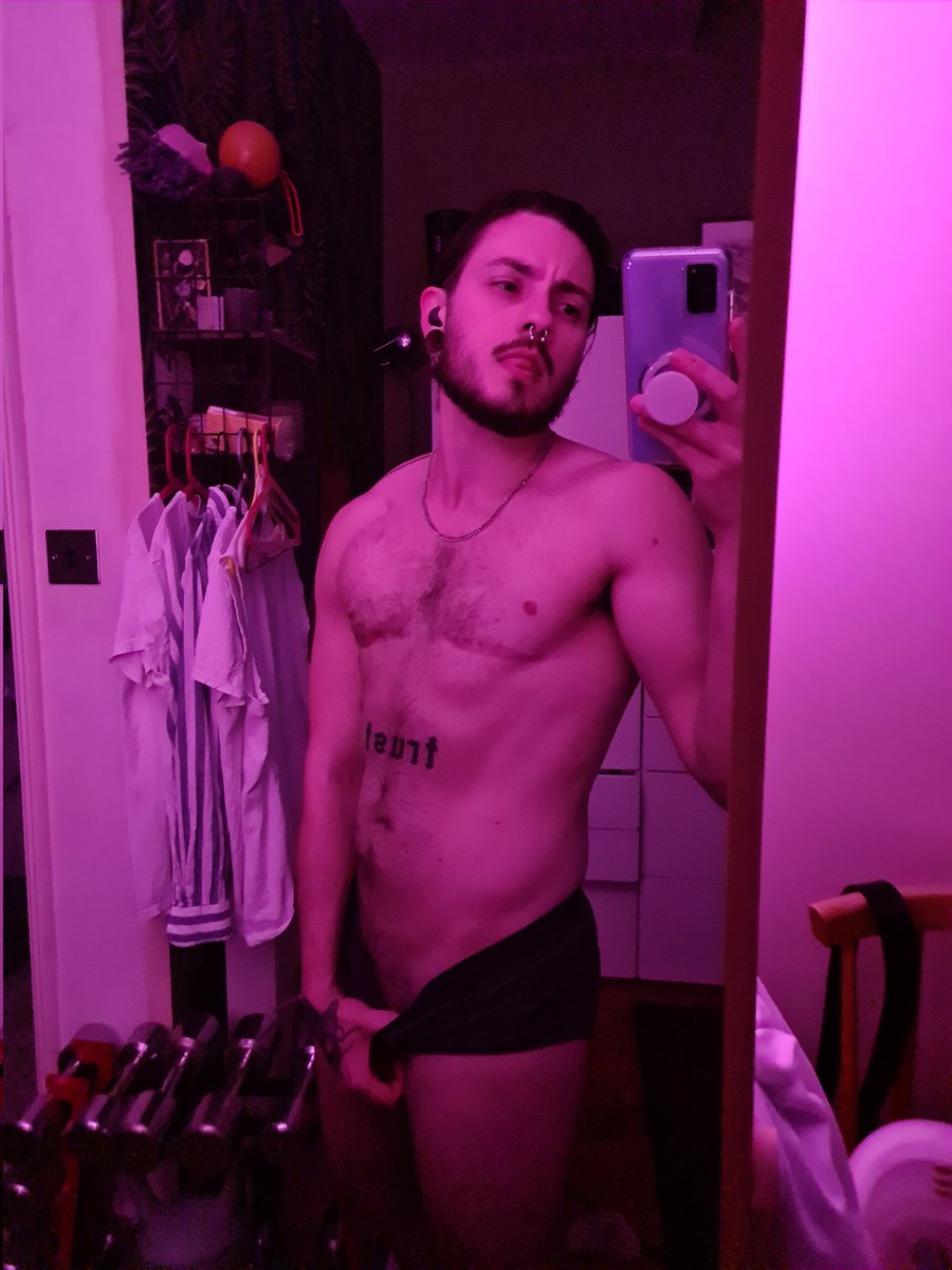 AtlasOdinX's tweet photo. 😇😈 https://t.co/11rES8e0Bi