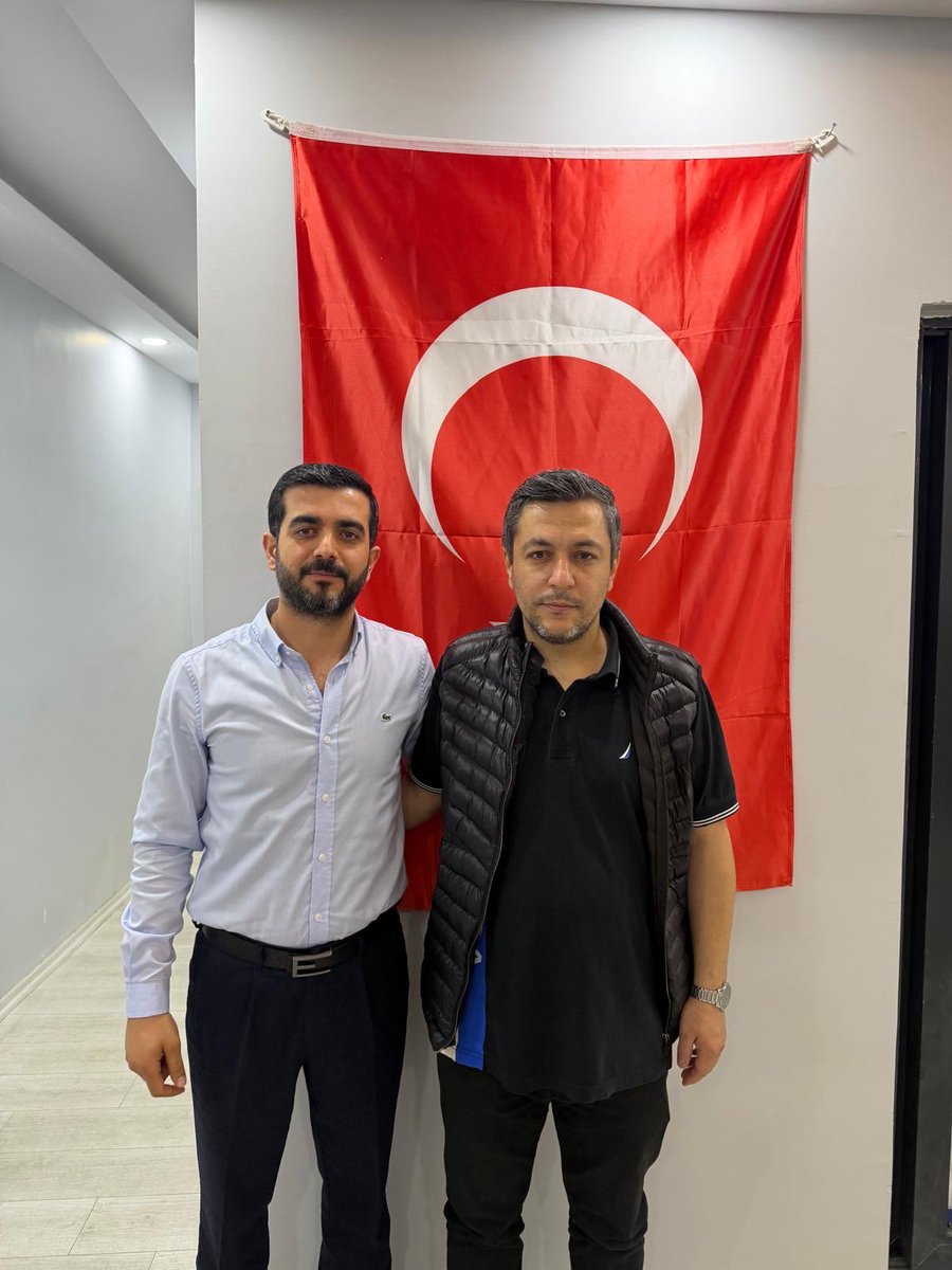 aksiverek's tweet photo. Teşkilat Başkanlığı görevine yeni atanan Kıymetli yol arkadaşımız Hamit Güzen, yeni görevi kapsamında merkez mahalle başkanlarımız ile tek tek görüşmeler gerçekleştirmeye devam ediyor.
Mahallerimizin  sorun ve sıkıntılarını dinlemeye her daim yanlarında olmaya devam edeceğiz.

İstişare kültürüyle gerçekleştirilen görüşmelerde mahalle başkanlarımızın talep ve önerileri değerlendirildi.

Birlik ve beraberlik içerisinde çalışmalarımıza devam ediyoruz.

   @RTErdogan @Akparti 
@mustafademir @tugbaisikercan 
@abuyukgumus  @avyusufibis  @milhamigunbegi @SbrKnk @Cengizozeyran82 @bucakalimurat82 @akpartiurfa @slhcbn0950