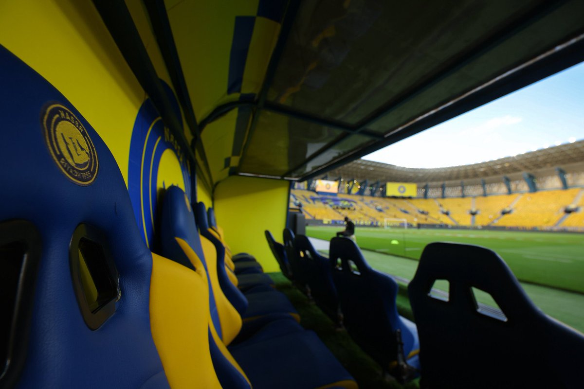 nouf969m's tweet photo. يارب 💙💛 https://t.co/v1mcFwTXHq