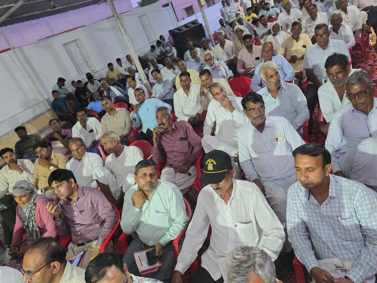 Manoj Batar (मोदी का परिवार) tweet media