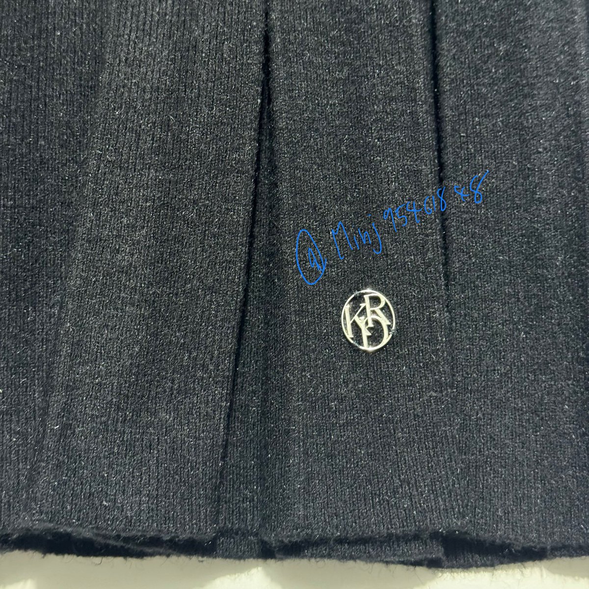 Minj95461848's tweet photo. 🩶 ส่งต่อ กระโปรงไหมพรม Kindarare
- Freesize เอว 24-28
- สีดำ
- ดูรูปเพิ่มเติมได้
- 250 รวมส่ง (from 550)
#ส่งต่อเสื้อผ้า #ส่งต่อเสื้อผ้ามือสอง #ส่งต่อเสื้อผ้ามือ2 #vghbkk #bemingbkk #cintageshop #stylistshop #demsystudio #studiounknow #choosedress #kindarare https://t.co/KD80F8gAyz