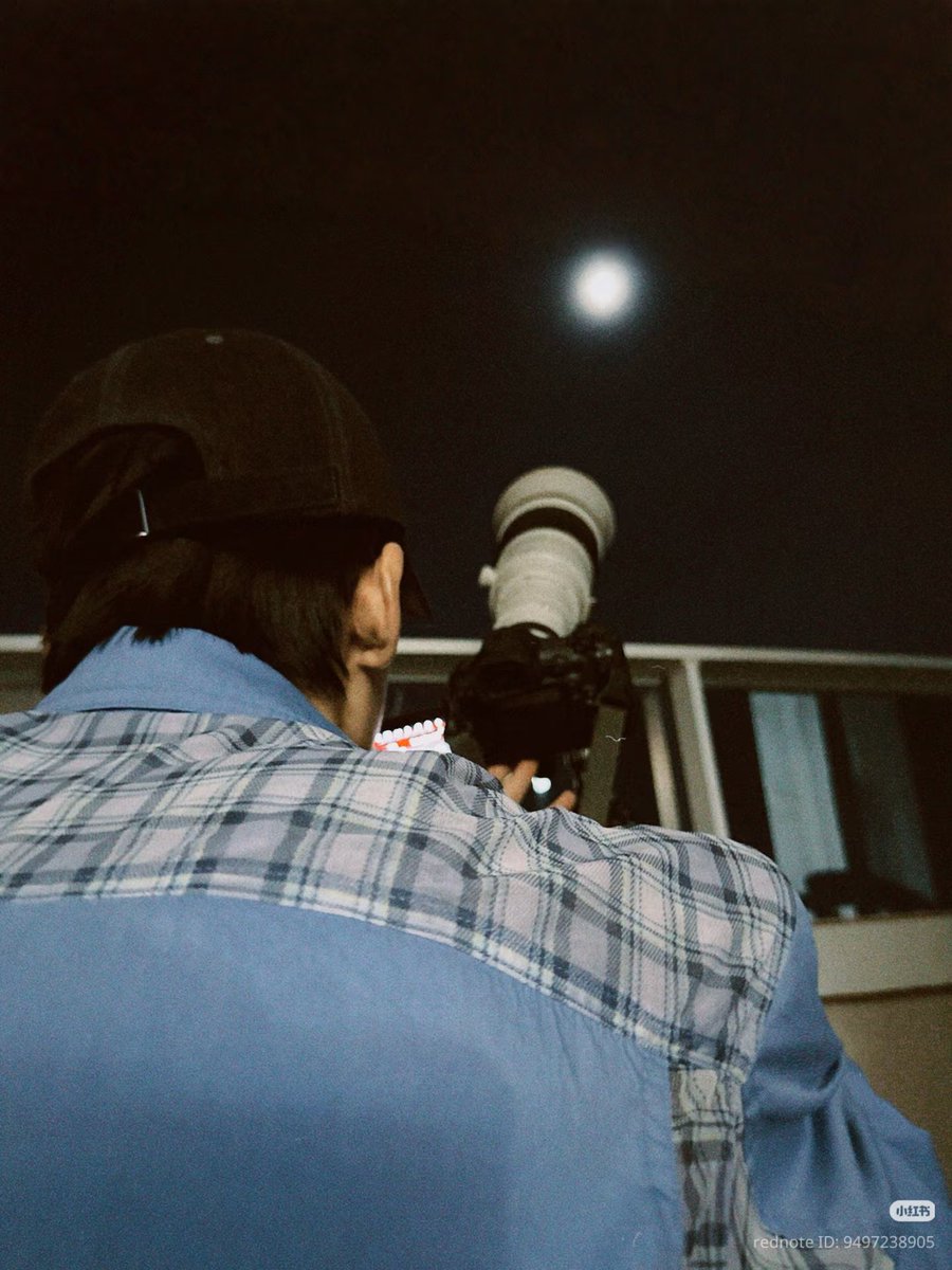 zhanglinghebr_'s tweet photo. 📸| 12.05.26 🚀 - Atualização do estúdio de  #ZhangLinghe com novas fotos no Xhs.💙

1/3

#张凌赫 #zhanglinghe #linghe #จางหลิงเฮ่อ https://t.co/1v4D0243D7