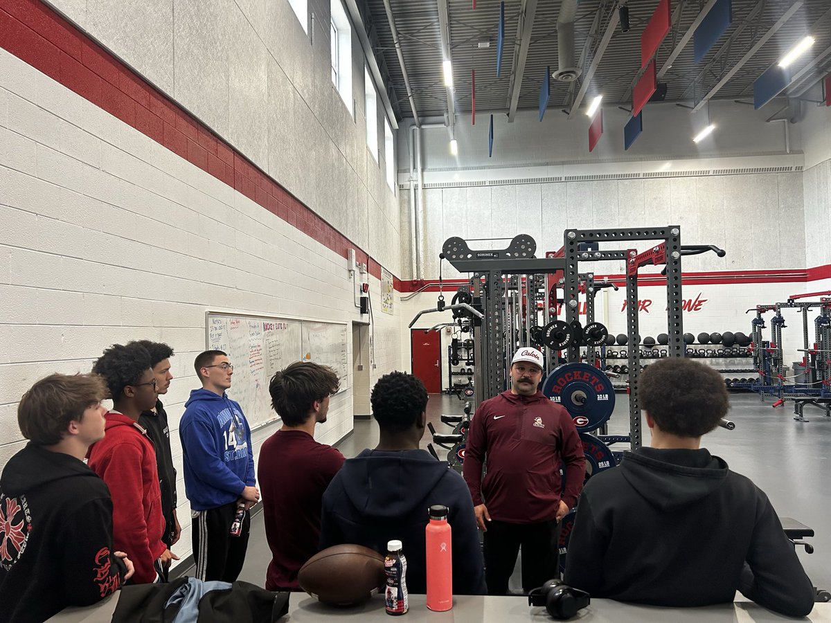 JGRocketFB's tweet photo. Thank you to Coach Vasquez of Calvin University football for stopping by to meet our student-athletes. @CalvinKnightsFB https://t.co/0DyXQB8SKB