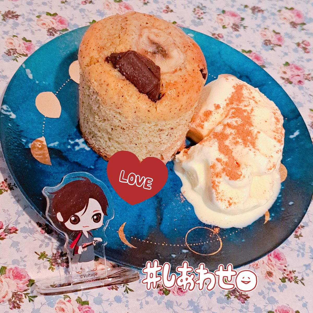 tsuk_iko's tweet photo. 1日遅刻💦

#祝_信長BD '𝟮𝟲
信長様❤️おめでとうございます🎂✨
1年ぶりにでか信長様の隣に立てて幸せです！！ずっと大好きです❤️
今年は🍫🍌マフィンのシナモンバニラアイス添えを贈ります🫶
おかわりあるのでいっぱい食べてください🥰

#恋乱で勝手にアバ遊び
天下編ぽく?中華まふぃあ風 信長様✨ https://t.co/1vpZMV45uI