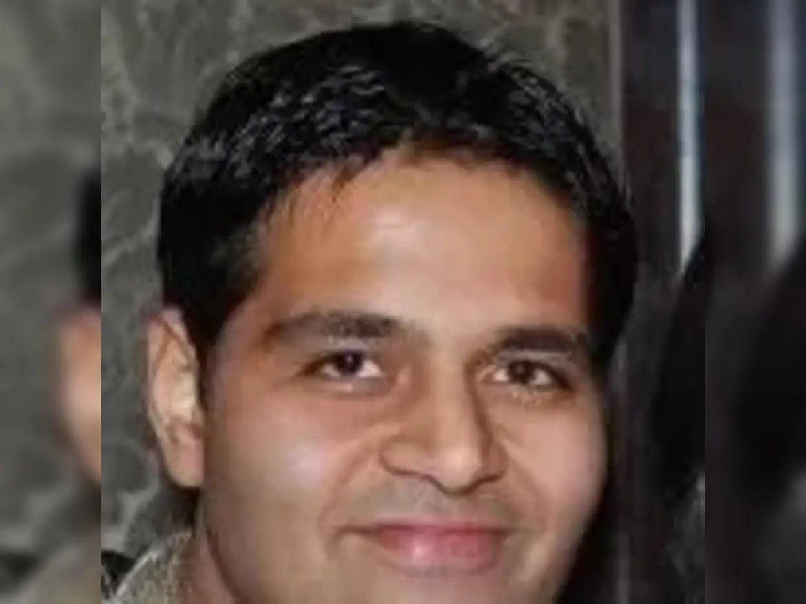 sameer_dalal's tweet photo. Sameer Dalal warns Indian markets may lag as oil import costs rise

https://t.co/b3zeQ52pHT

Download ET Markets App to stay updated with Business News -
 https://t.co/jn0f4yFdzq https://t.co/EYiVGJAExK
