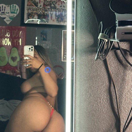 beerrah2's tweet photo. Rt if you wanna fuck👅👀
#meet #latina #cali #freaky https://t.co/lJ2RLHYwOu