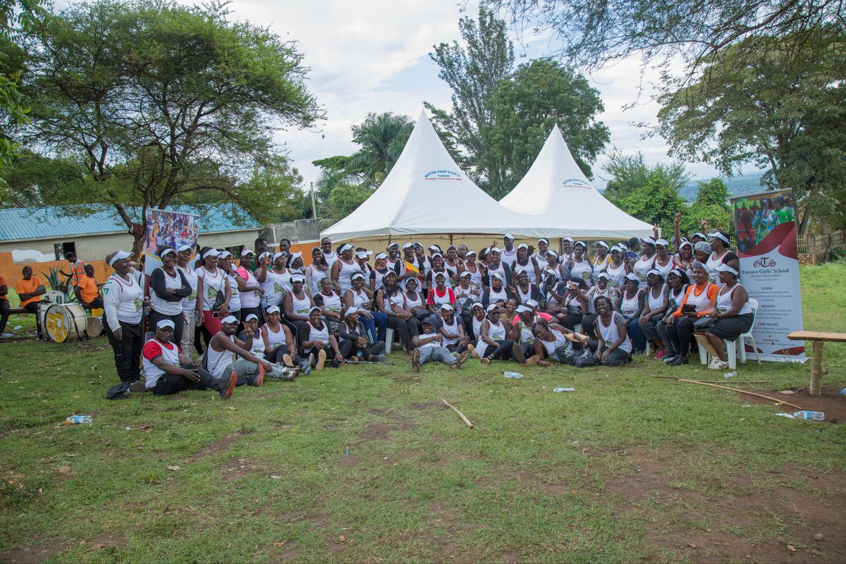 tgsaa0's tweet photo. We came, we climbed the ladders 🪜 and we conquered #TororoRock. 🧗 

Who is ready for #HikeTororoRockWithTGSAASeason2 ? 

#TGS #TGSAA #KizaziKwaKizazi #Tororo #AlumniVibes #UgandanSchools #HikingAdventures #VisitUganda https://t.co/93MEfGaqGc