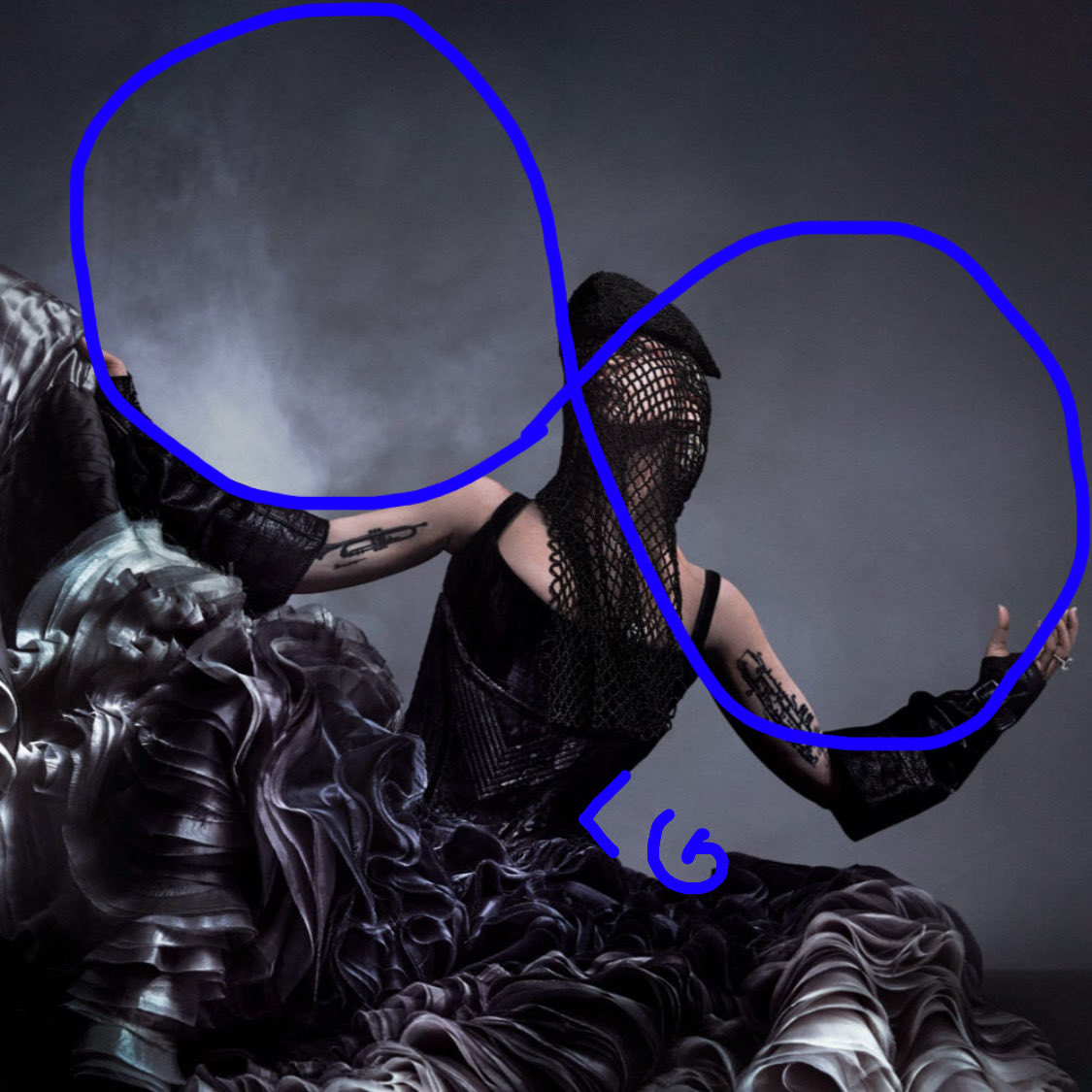 Lizi🖤🪞LG's M∀YHEM🪞 tweet media