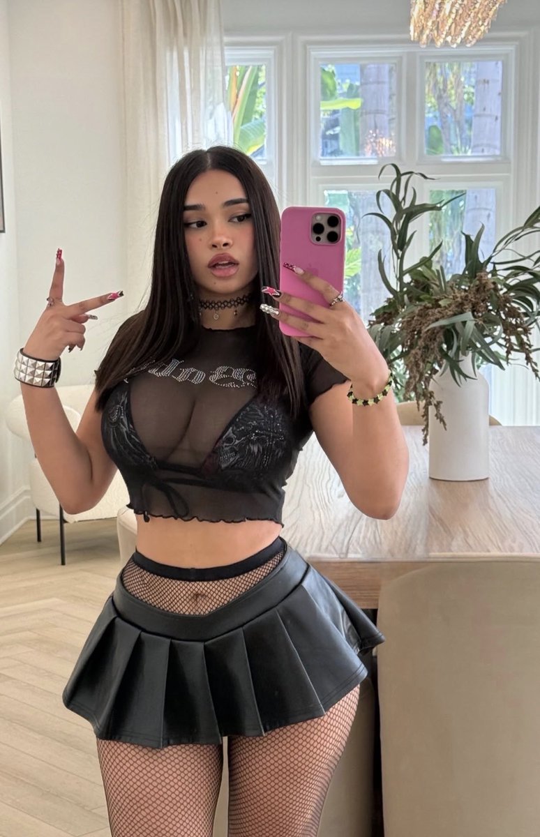 Lela Sohna 💕 tweet media