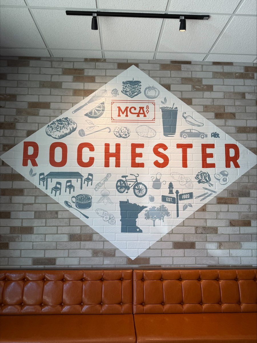 ExperienceRoch's tweet photo. A delicious new deli destination has arrived in Rochester! 🥪🎉

McAlister's Deli celebrated their grand opening yesterday, bringing a menu full of handcrafted sandwiches, soups, salads, and their signature famous sweet tea to the community! https://t.co/NPd0AZQ1e2