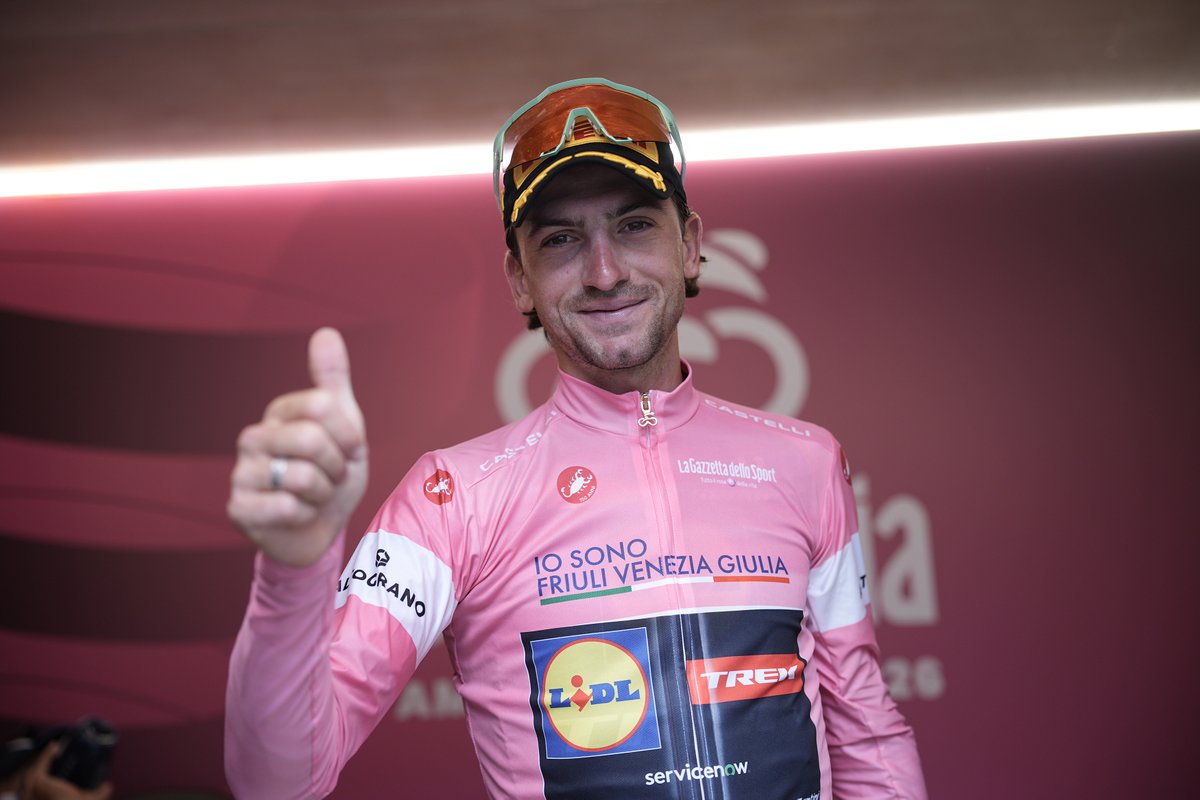 Giro d'Italia tweet media