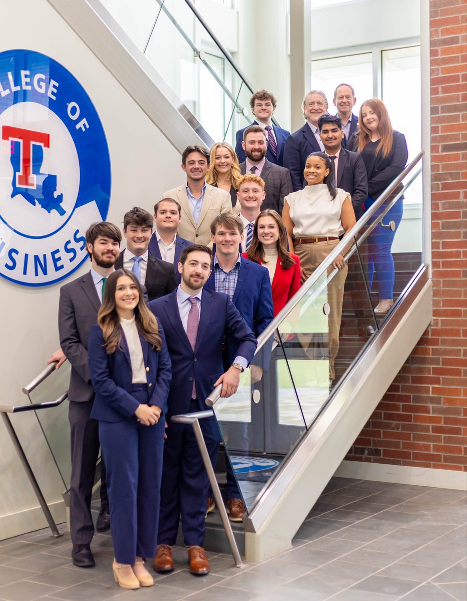 LATechBUSN's tweet photo. The wise investment research &amp; portfolio positioning of this year’s Student Managed Investment Fund analysts allowed the SMIF to outperform its benchmark by 9.81% over the past 12 months. Congrats to these analysts and thank you to our Advisory Board members for their support! https://t.co/qhAHKSat8w