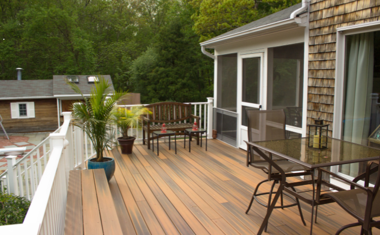 SunroomsWindows's tweet photo. Take your deck from a basic BBQ spot to the ultimate summer hangout! 🍔🔥 Our latest blog dives into how a custom outdoor kitchen can transform your space into a functional, stylish extension of your home.

https://t.co/Z5PWJ9QeGZ 🏡✨ https://t.co/yO1N4rGgrg