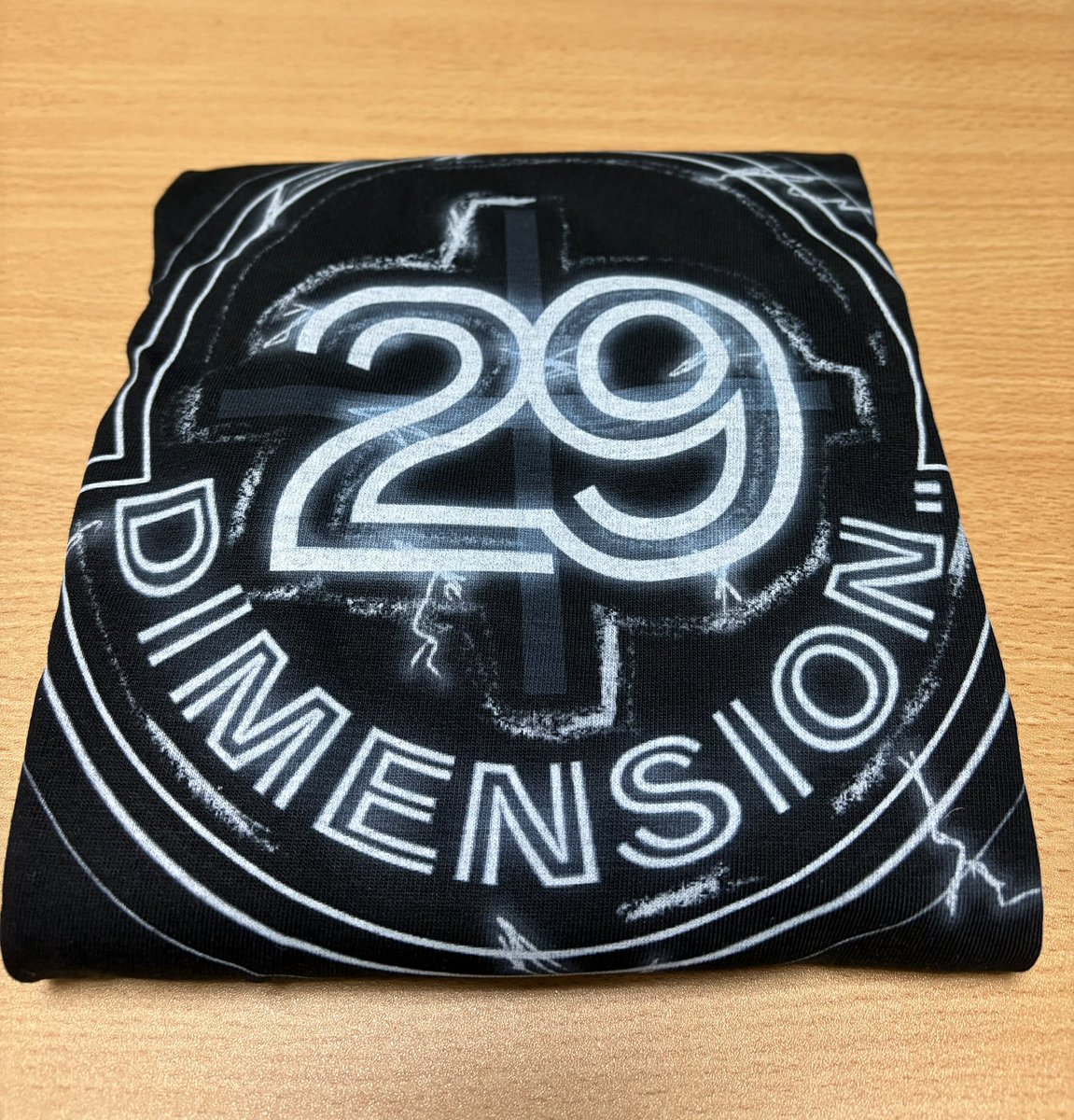 9_chage's tweet photo. 29+dimensioN
ライブは何度か見た事あったけど、サーキットと今回で2回見る事が出来て楽しかった😆『NO END』『sorrow sihouette』が特に刺さりました😆まだまだなのでサブスク聞いて勉強します

#ツーナイン
#勉強して布教 https://t.co/qfgr76KPun