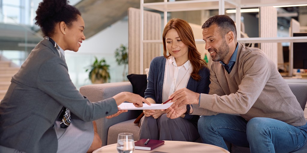 PartnerColorado's tweet photo. Is it time to break up with your bank? Here's why you should leave your bank for a credit union. https://t.co/8ghaMC1BDi #creditunion #credituniondifference #MemberFocused #CommunityCentered https://t.co/Ojanrkbsu0