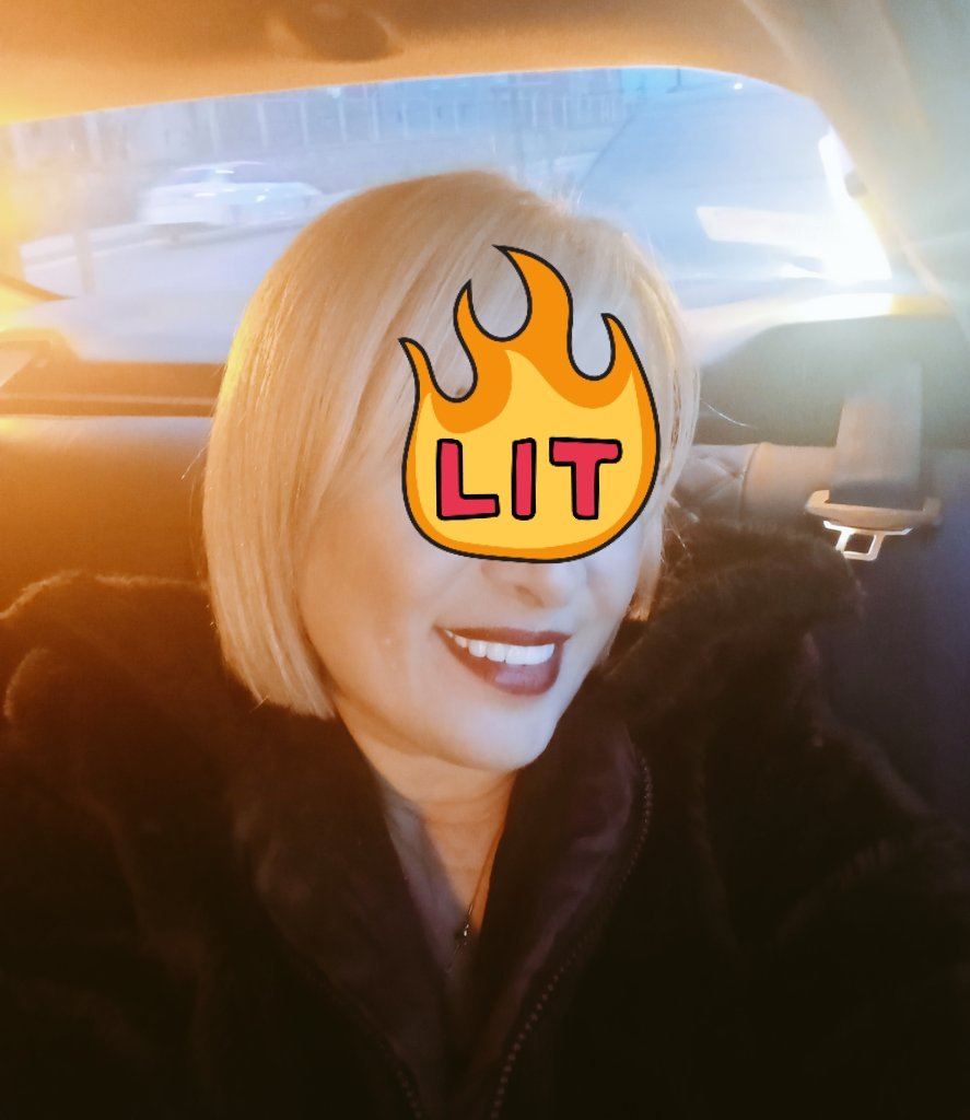 BASAKBEN3434's tweet photo. Ben yorum yapamadım fotoğraf a😁😁😘 https://t.co/JWBELWTerw