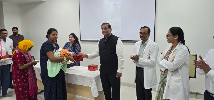 AIIMSNagpur's tweet photo. AIIMS Nagpur NICU celebrated its 5th Foundation Day in the esteemed presence of the Executive Director, Prof. (Dr.) Prashant P. Joshi.

5 years of advancing neonatal intensive care in the Vidarbha region. 🏥

#NICU #AIIMSNagpur #Neonatology https://t.co/t433XcjuDZ