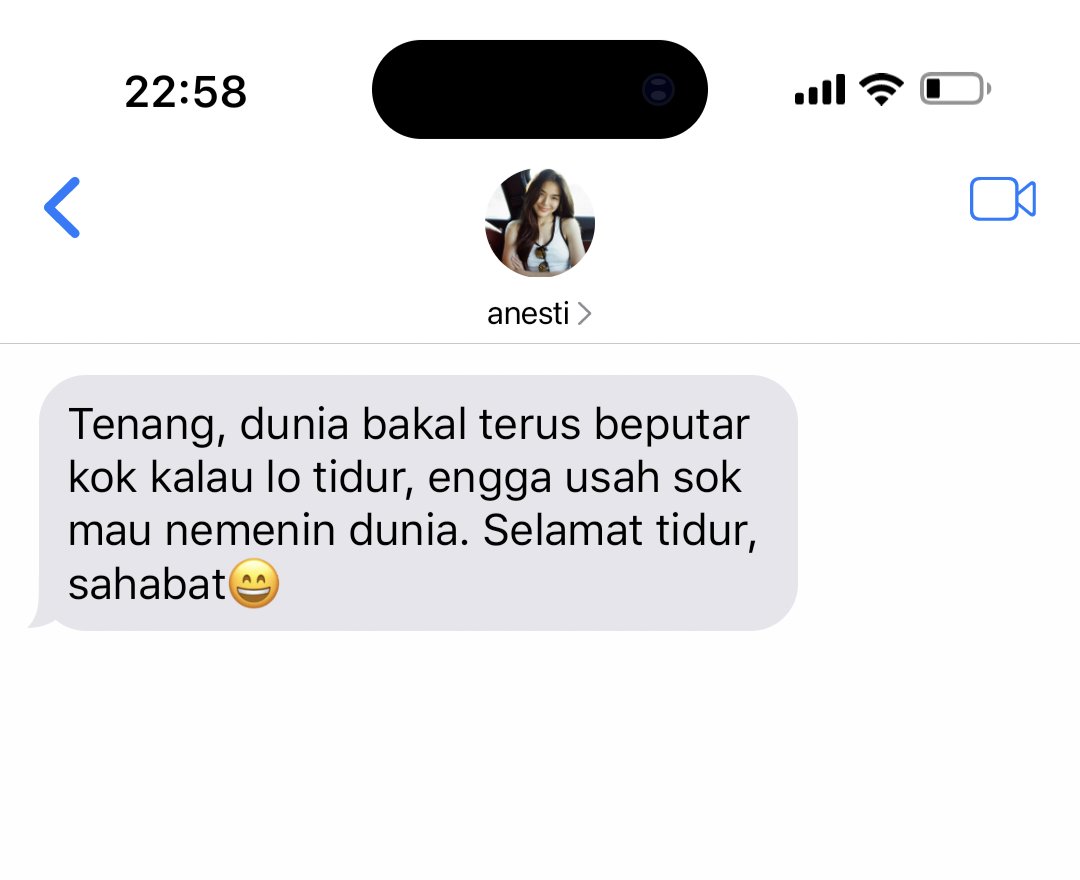 aandaliman1's tweet photo. Kata-kata dari ane malam ini, ya meskipun belum malem-malem banget ye bawelll, thanksssss SAHABAT AING😁
#halfgirlfriend #au https://t.co/tPEywtlrFs