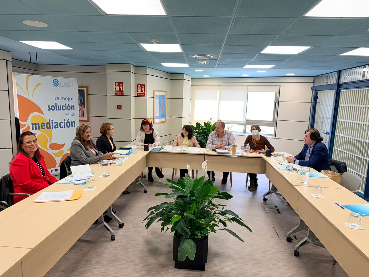 tafppanama's tweet photo. La mag. vice presidenta del TAFP, Nelly González Hernández, lidera una misión oficial que visita la Fundación Servicio Interfederal de Mediación y Arbitraje de Madrid, España.
Acompañan a la magistrada, Yessenia Sánchez, secretaria general y Andrea Marrone, mediadora del TAFP. https://t.co/RtlIg3LPMK