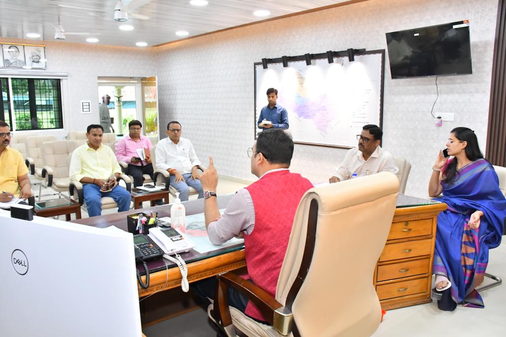 District Magistrate, Budaun tweet media
