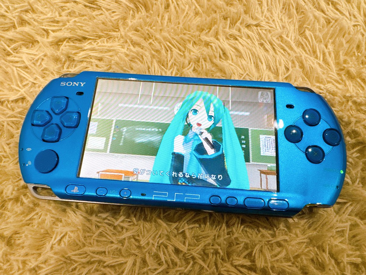 懐かしのPSPのゲームをまた遊びたいなぁと思い、PSP3000のバイブラント