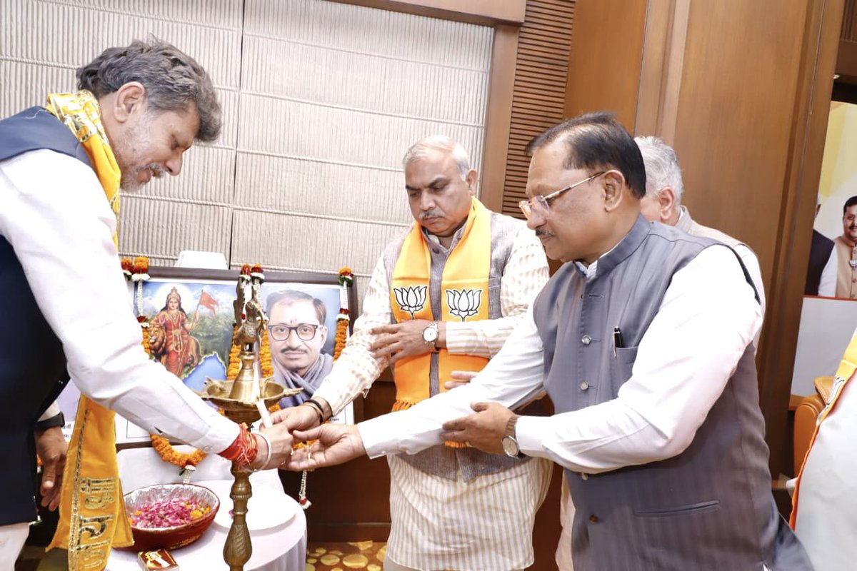 shivprakashbjp's tweet photo. छत्तीसगढ़ भाजपा प्रदेश पदाधिकारी बैठक में।
@BJP4CGState https://t.co/yRXvUC11J3