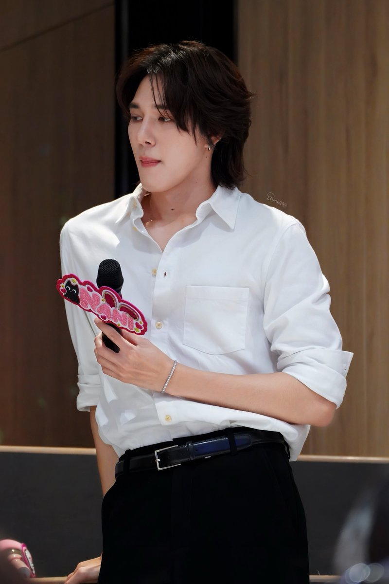 สาววายกู้กรุงศรี ᵕ̈ tweet media