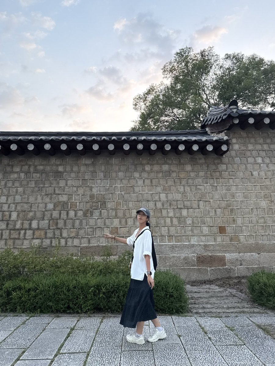 riwoosmilee's tweet photo. 🙈 #JanJingjing #แจนจิง https://t.co/ZhVaBbUwW6