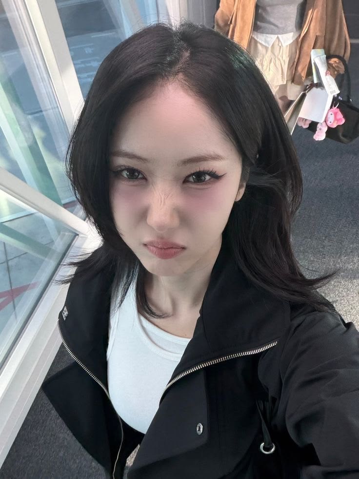 백순 tweet media