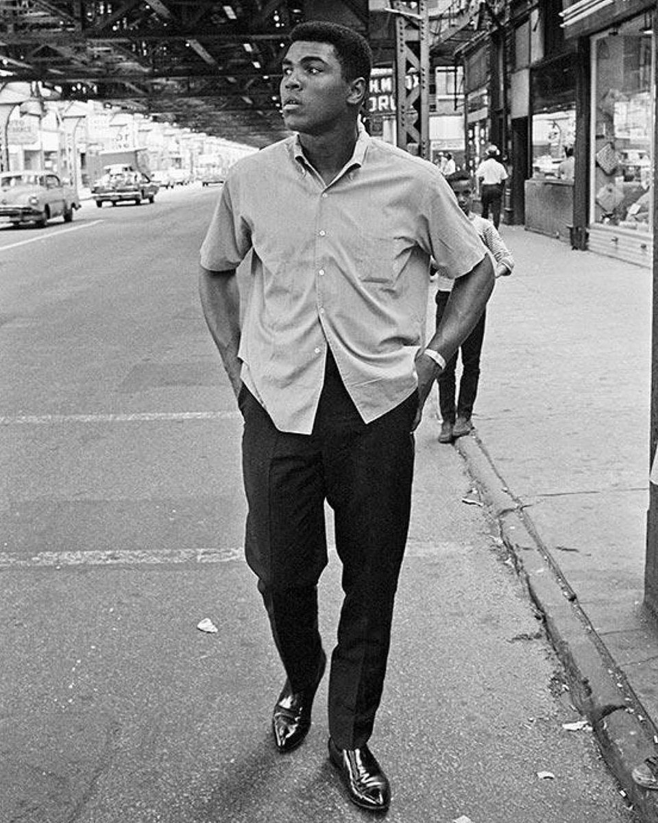 CoededMarshall's tweet photo. Muhammad Ali 🐐 https://t.co/GTyyEX2omM