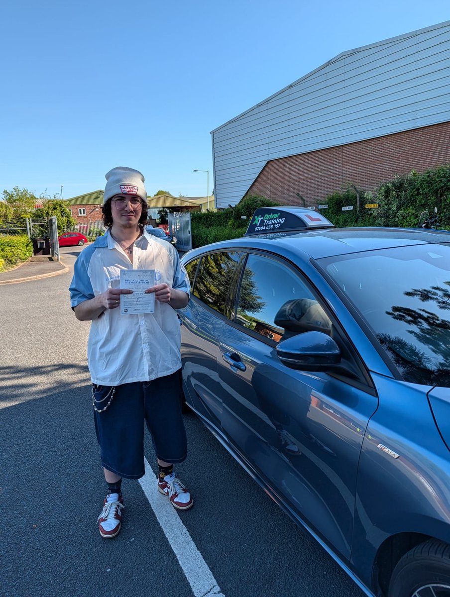 xtdriving's tweet photo. Well done to Sam who passed 2nd attempt this morning. 2dfs and 33hrs and private practice  - Great result https://t.co/dUvVSFKmLo