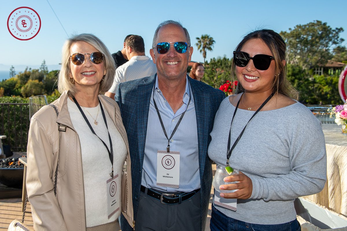 USC_Athletics's tweet photo. Grateful for an incredible night at Coach Riley’s with our Trojan Leadership Circle community!

Thank you to our generous donors for your unwavering support of USC Athletics, and to our student-athletes for showing up with your Trojan pride and passion.

Evenings like this remind us of what’s possible when the Trojan Family comes together ✌️