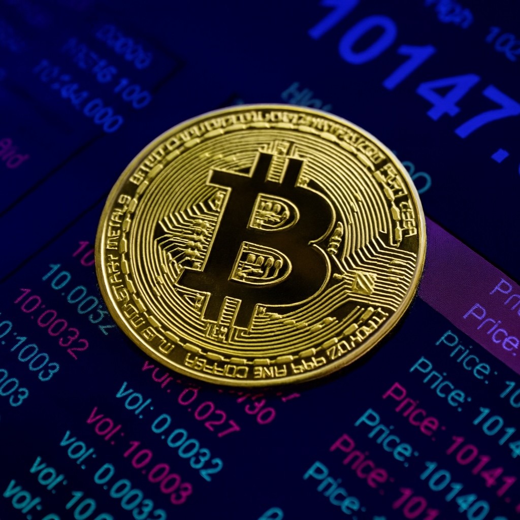 CoinMarketCap tweet media