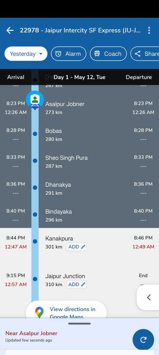 msasrp's tweet photo. Around 3 4 hours train is late to Jaipur stucked in between but no water and food is provided to us in train, we can't even buy from money as no pantry available in train, plss help, Train 22978 Jaipur intercity SF Express
@RailwaySeva @SpokespersonIR @RailMinIndia @NWRailways https://t.co/cBy3klCDo4