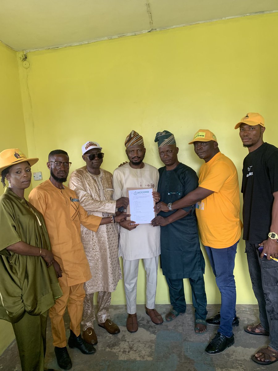 rasakgentle's tweet photo. Yesterday, I officially obtained my Expression of Interest Form to contest for the Federal Representative seat of Egbeda/Ona-Ara Federal Constituency under the most reputable party, ACCORD.

This journey is about service, growth, and effective representation for our people. https://t.co/JJwXb8uzEK