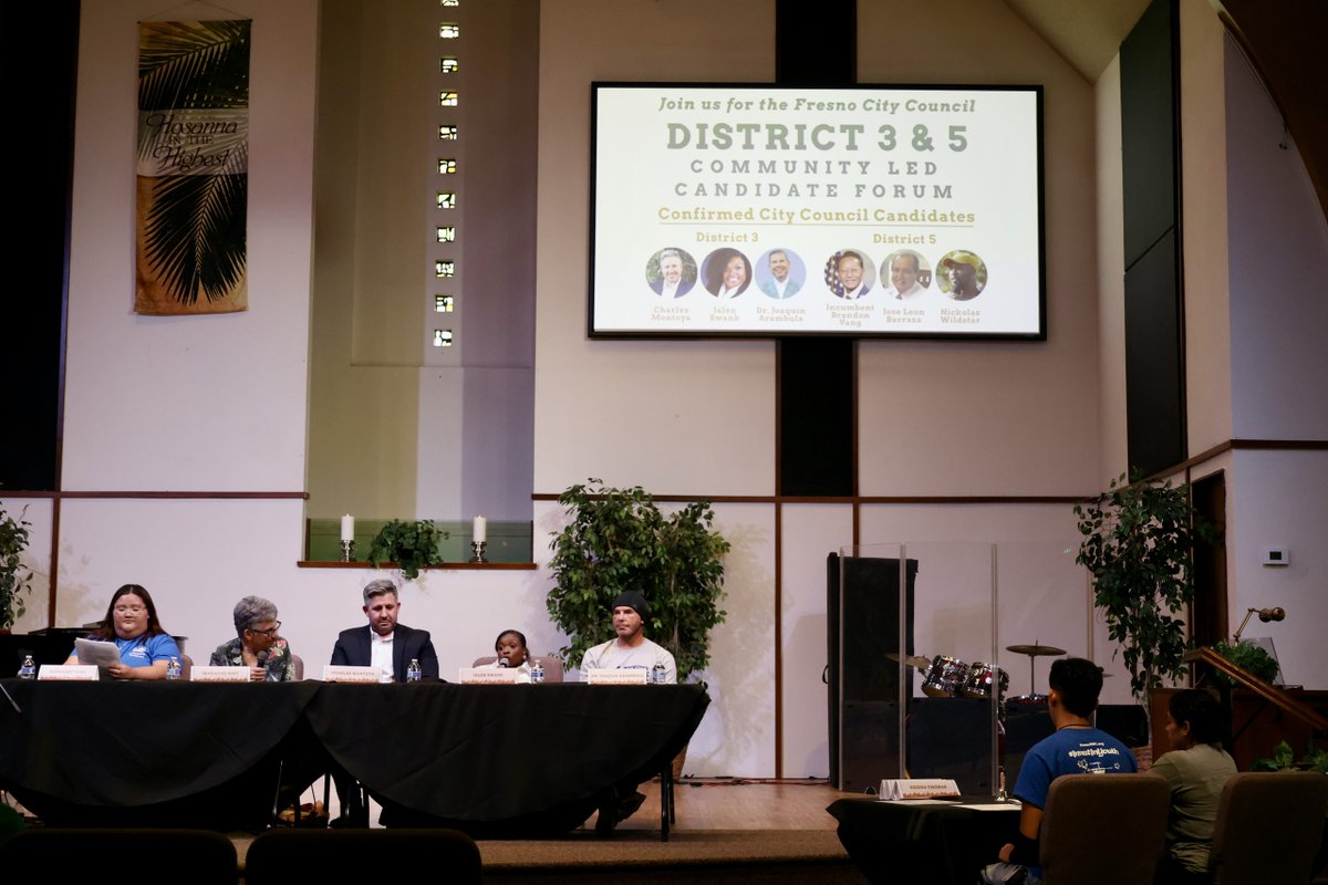 fresnoland's tweet photo. Fresno’s next generation of voters grills current generation of local politicians https://t.co/4FLWgEcT87 https://t.co/QGuUFrTsVp