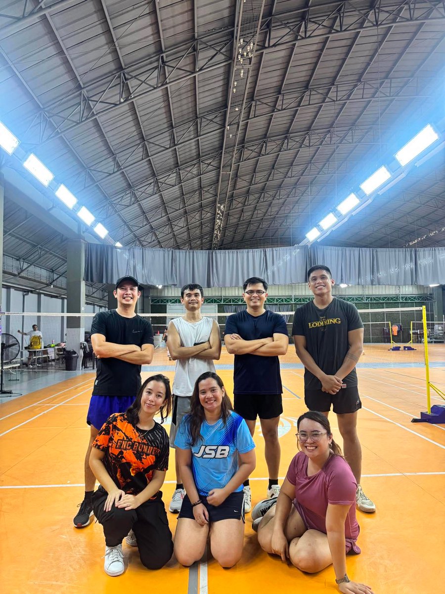 windell_jay's tweet photo. Tuesday Grind!!! 🏸🏸🏸

#zamboanga #badminton https://t.co/5qPKDpyTtQ