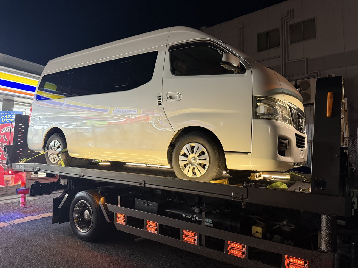 CarCreativeJP's tweet photo. こんな時間ですがご注文頂いたキャラバンワゴンが到着したのでお外へ

昼間に東海で買った車がこの時間に千葉いるの面白すぎる

いつもありがとう💞
@ROYALSELECTMAN https://t.co/SRVWSwZiyf
