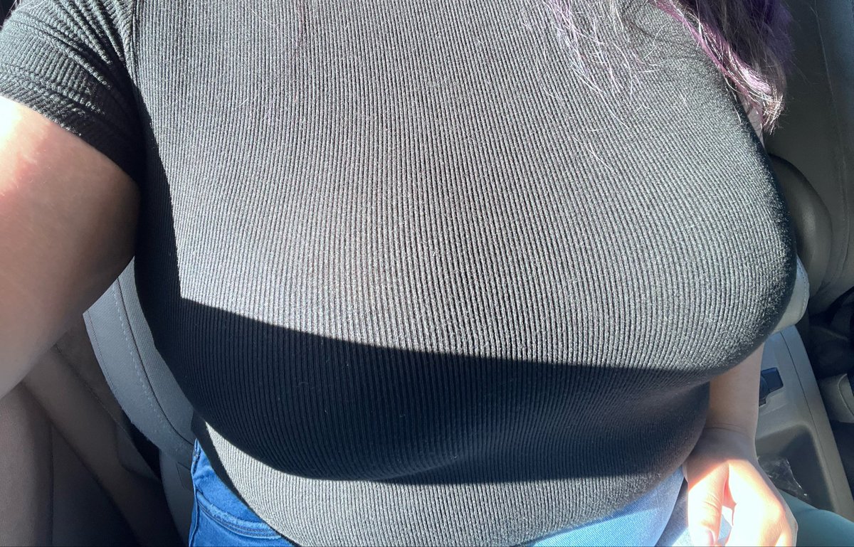This top is making me realize I do got big boobs