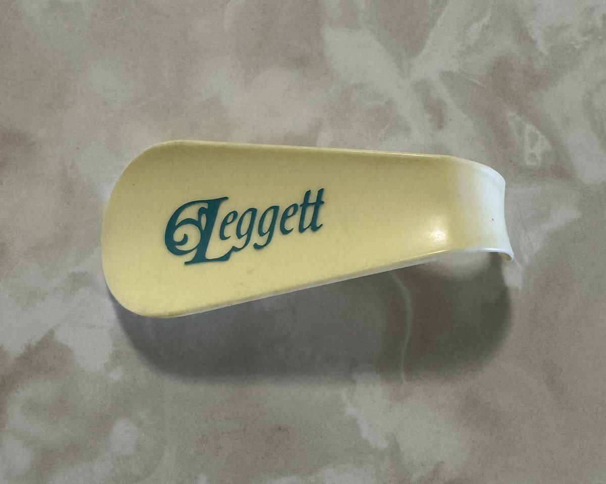 Duga34's tweet photo. Came across this vintage shoe horn from Leggett (later @belk )- early ‘70s… https://t.co/qio7ehSiKN