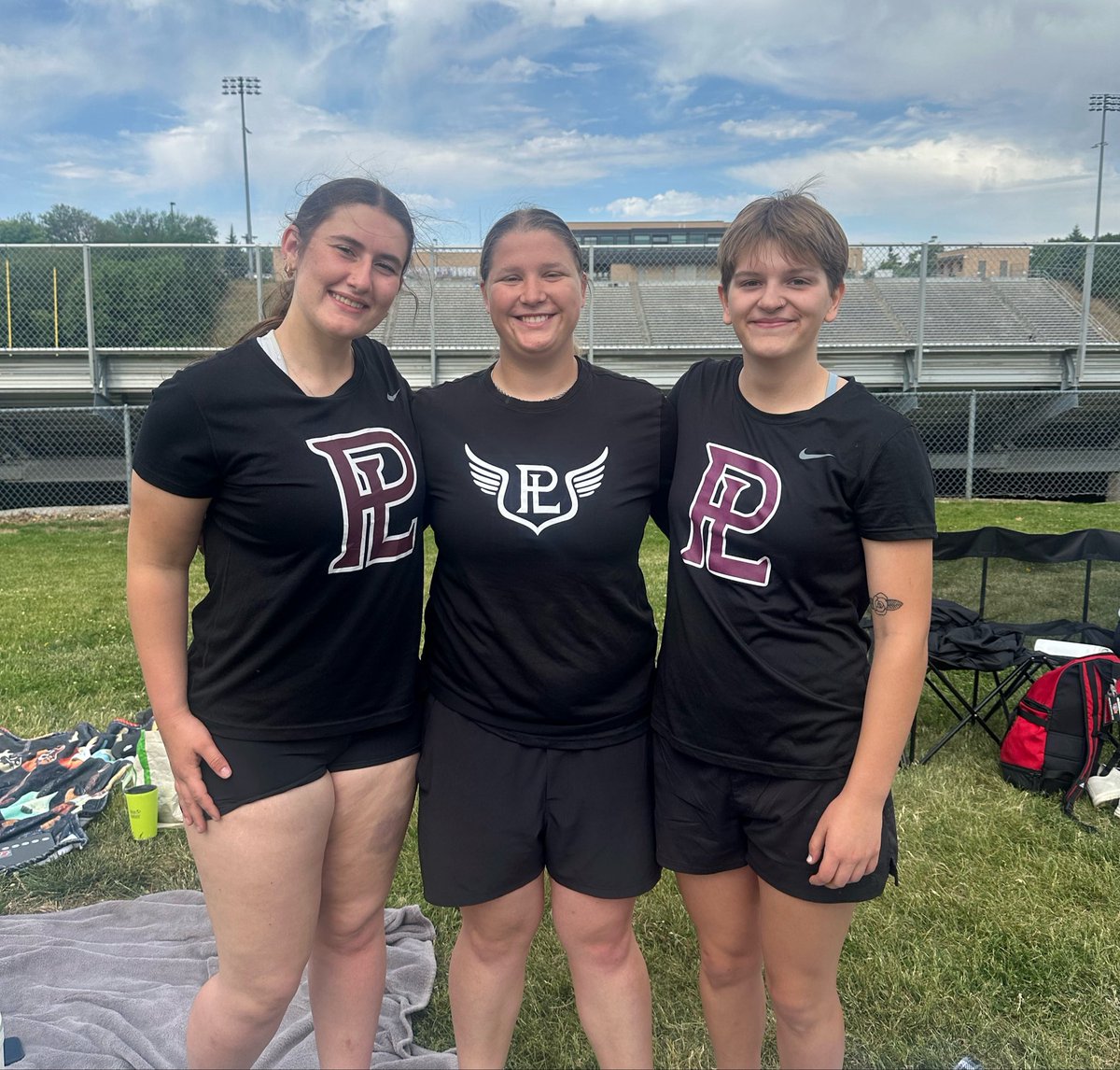 PLVThrows tweet media
