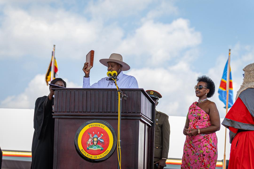 semandapaul's tweet photo. CONGRATULATIONS MY PRESIDENT
You're Excellency Gen. @KagutaMuseveni , you now have the mandate to govern. @GovUganda in this seventh term . 
You made a legacy of being visionary  and the entire population believes you will deliver us from $50m to $500 as GDP 
. @JaneBarekye https://t.co/TfSqrqC0w1
